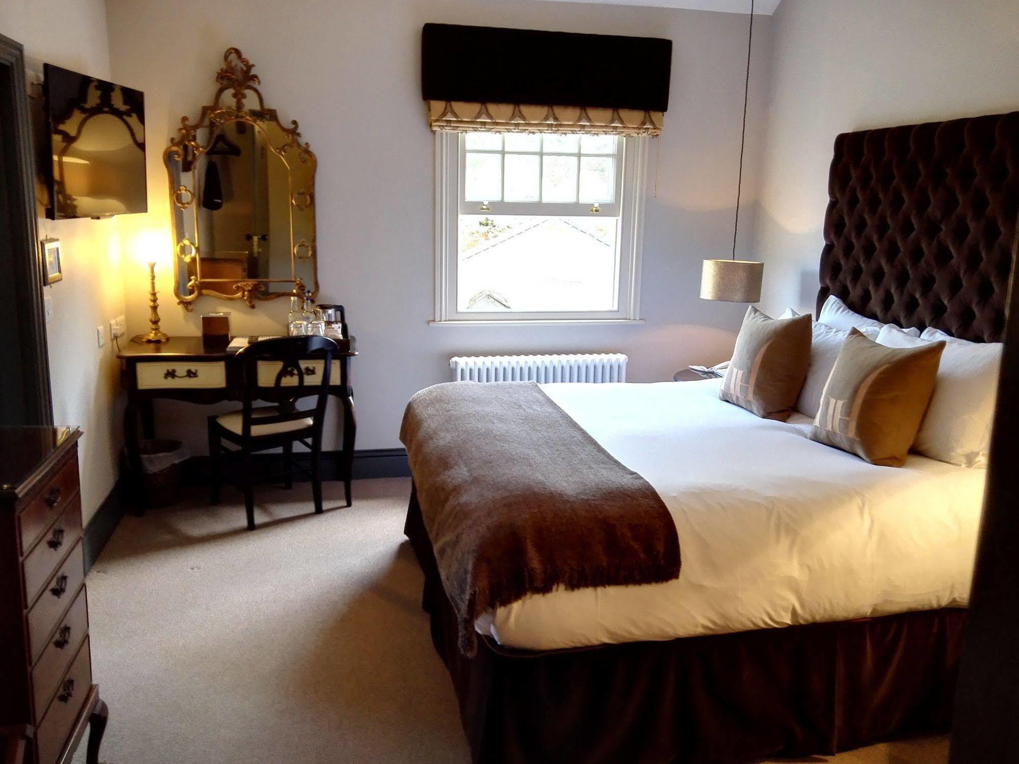 Hotel Linden House Stansted Stansted Mountfitchet Zewnętrze zdjęcie